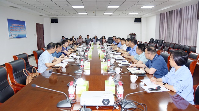 洛陽市科技局黨組書記、局長葉惠玲一行到萬基控股集團調(diào)研